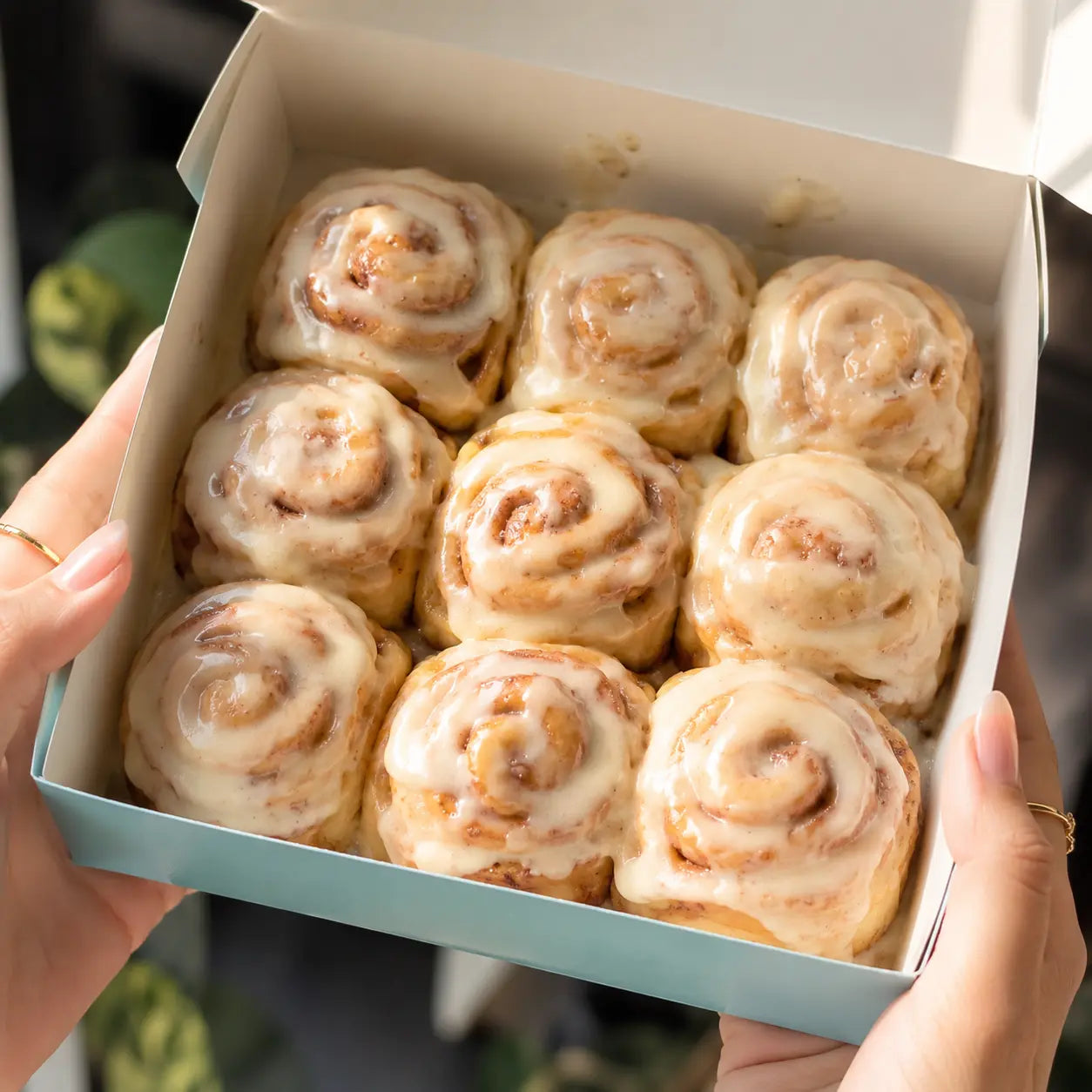 Mini Cinnamon Rolls - Pack of 9
