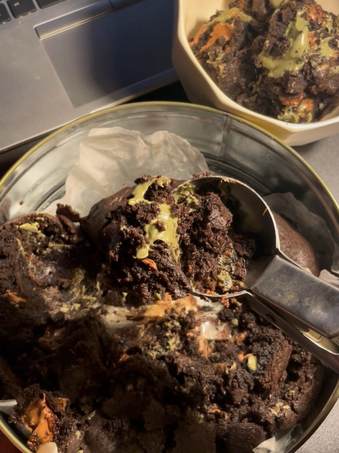 Pistachio Cookie Tin