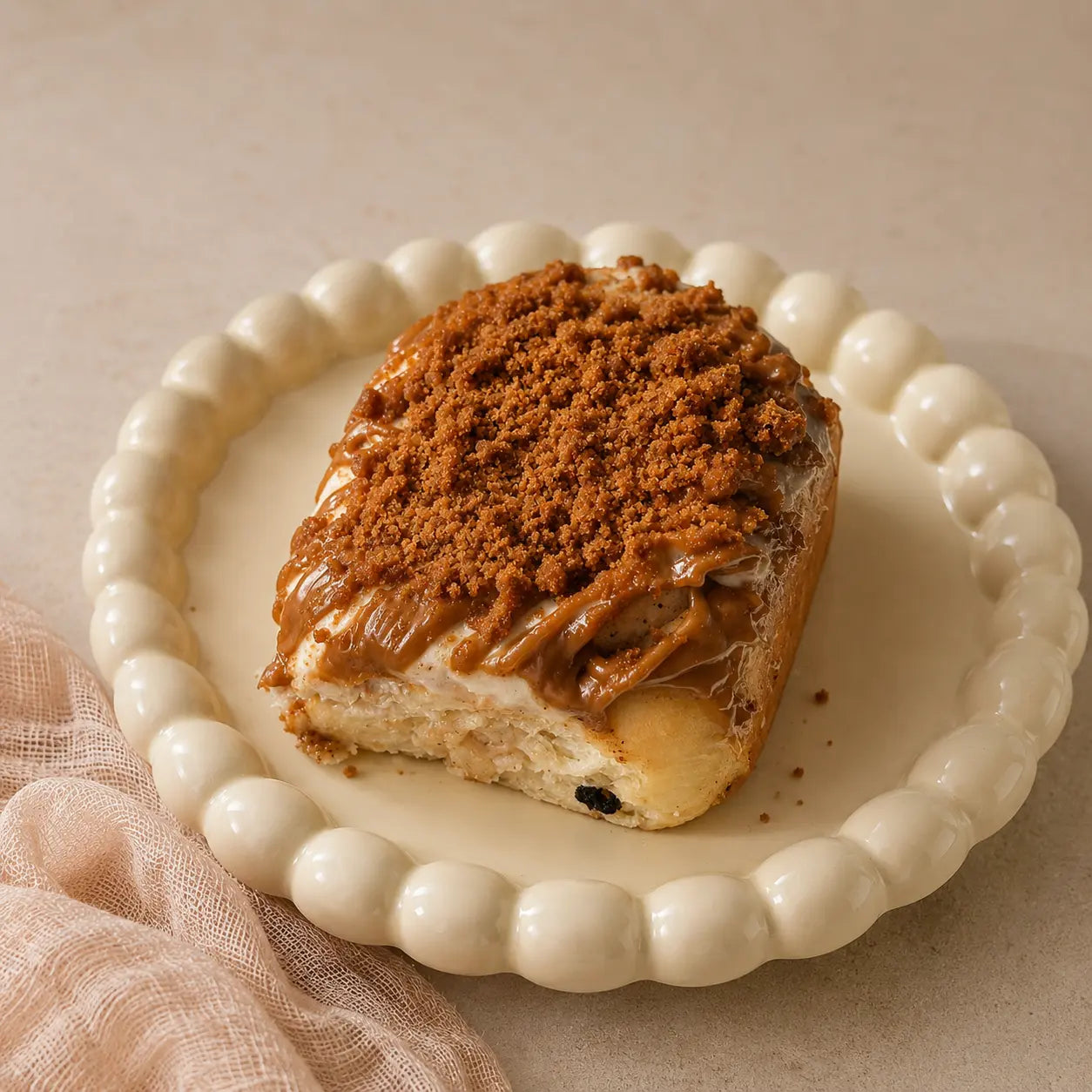 Lotus Cinnamon Roll